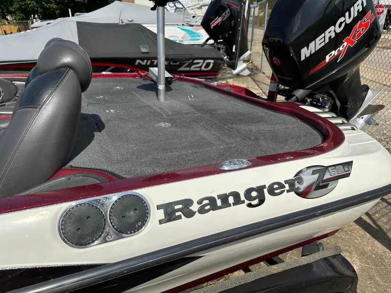 Slide: The Image of 2010 Ranger Z520 Comanche boat with Mercury Pro XS engine. - 4