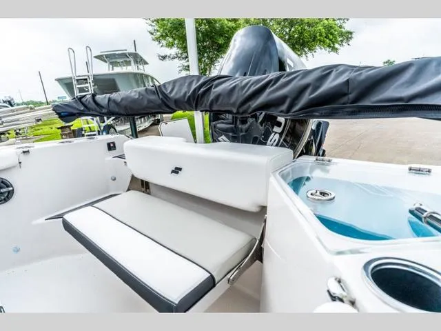 Slide: The Image of Starcraft SVX211CC 2024 - 7