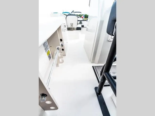 Slide: The Image of Starcraft SVX211CC 2024 - 8