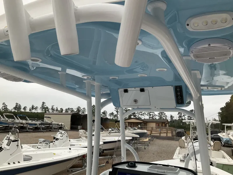 Slide: The Image of Sea Pro 222 Center Console 2024 - 5