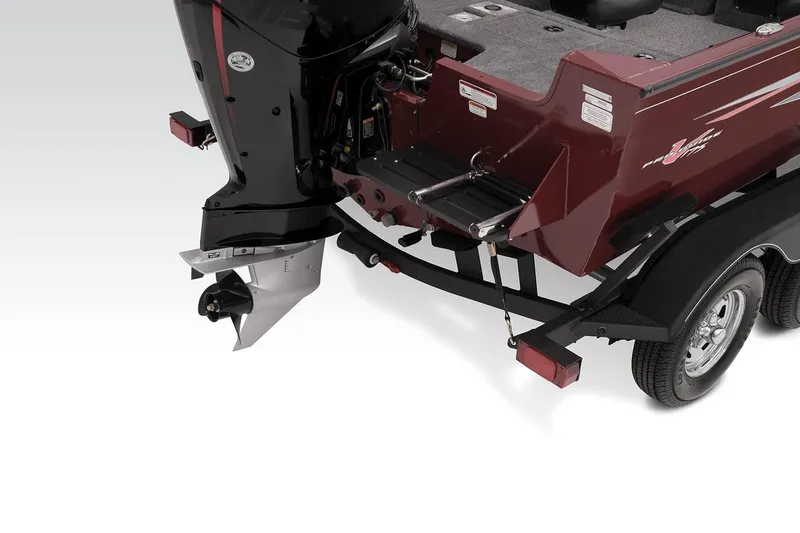 Slide: The Image of Tracker Pro Guide V-175 WT 2024 - 45