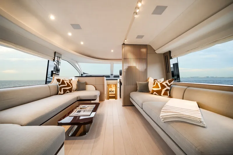 Slide: The Image of Azimut Fly 68 2025 - 43