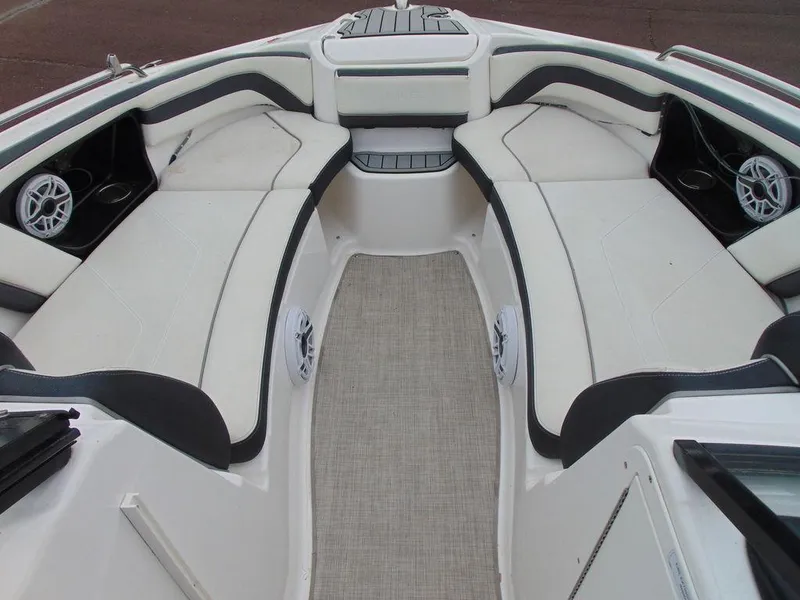 Slide: The Image of Interior seating of 2016 Yamaha Boats 242 Limited, featuring spacious, cushioned bow area. - 10