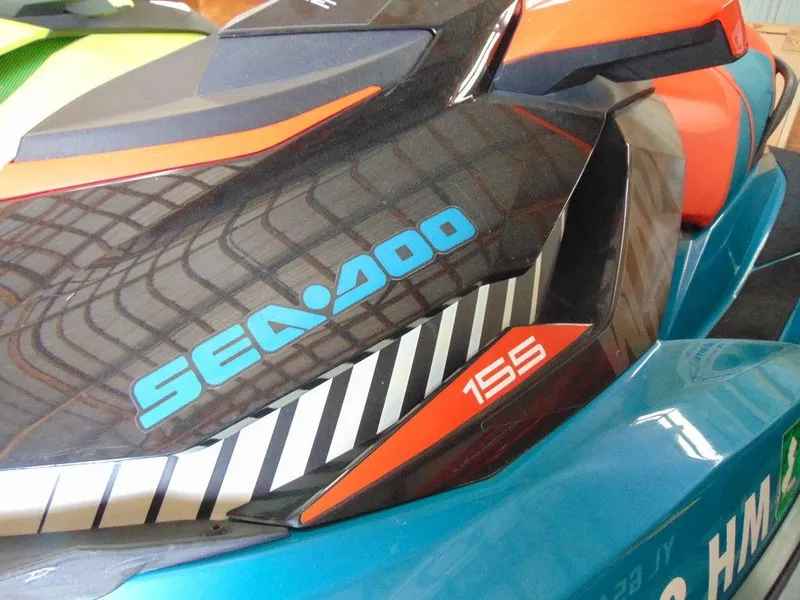 Slide: The Image of Sea-Doo Wake 155 2019 - 3