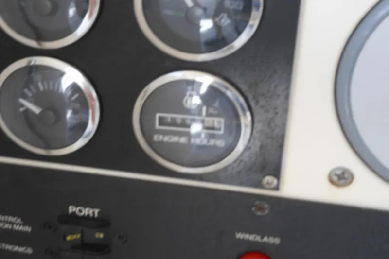 Slide: The Image of Sea Ray 40 Sundancer 1999 - 10