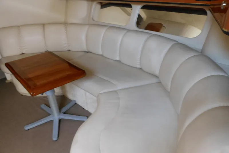 Slide: The Image of Sea Ray 40 Sundancer 1999 - 8