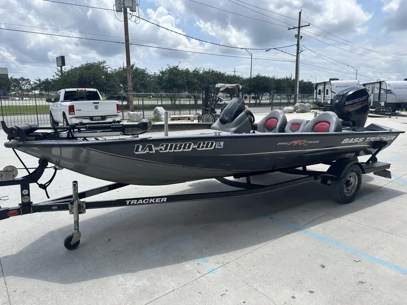 Slide: The Image of Tracker Pro Team 190 TX 2015 - 7