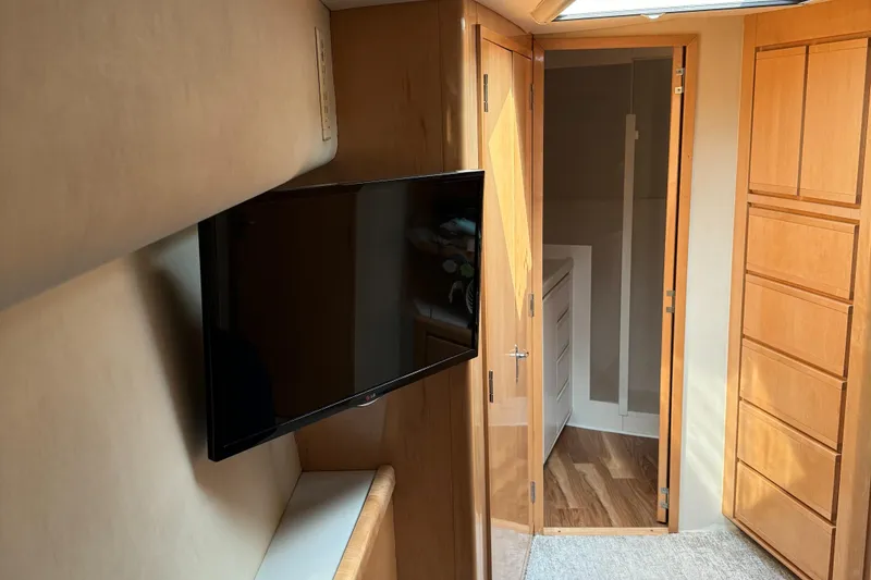 Slide: The Image of Bertram 60 Convertible 1999 - 51