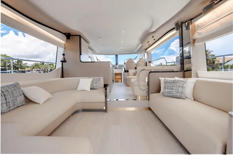 Slide: The Image of Azimut Fly 60 2025 - 12