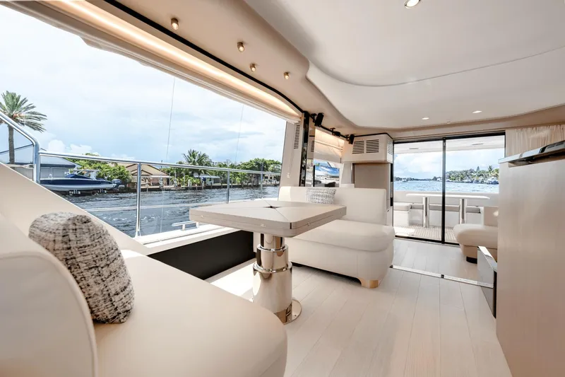 Slide: The Image of Azimut Fly 60 2025 - 17