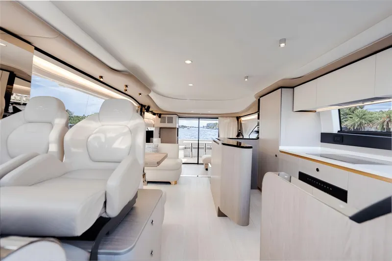 Slide: The Image of Azimut Fly 60 2025 - 24