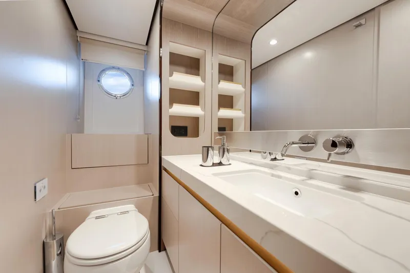 Slide: The Image of Azimut Fly 60 2025 - 29
