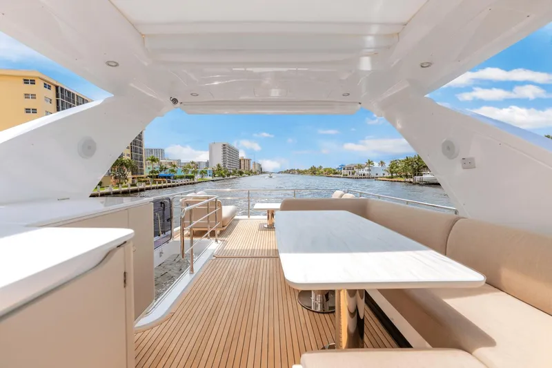 Slide: The Image of Azimut Fly 60 2025 - 46