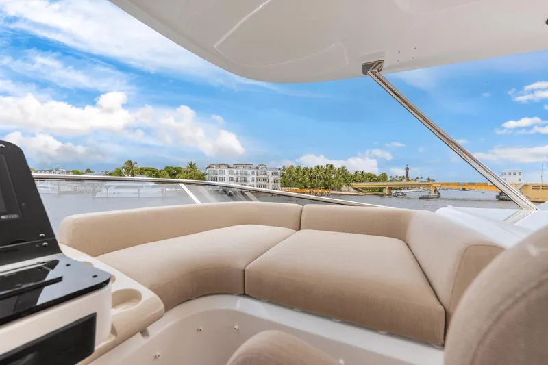 Slide: The Image of Azimut Fly 60 2025 - 49