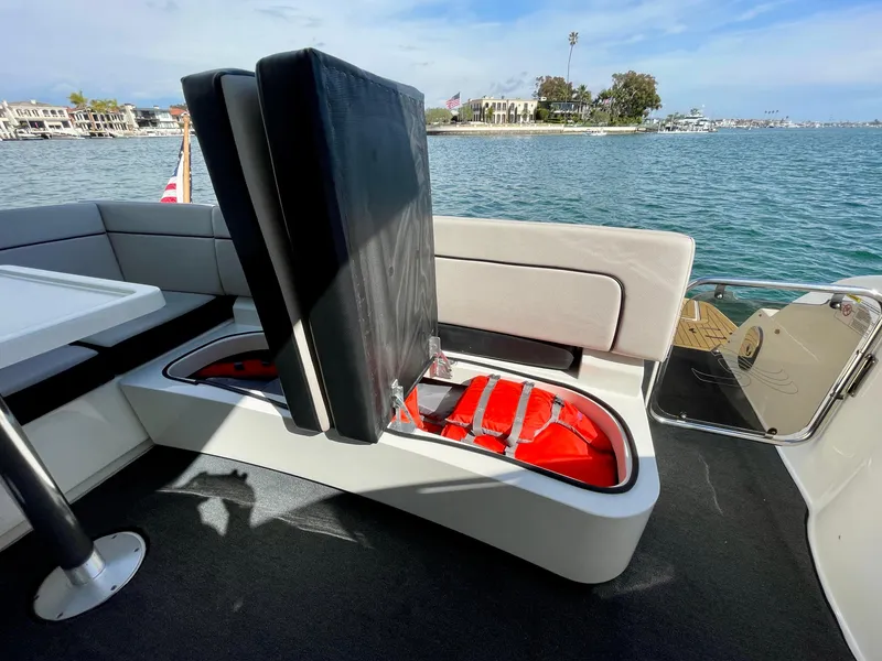 Slide: The Image of Sea Ray 470 Sundancer 2009 - 101