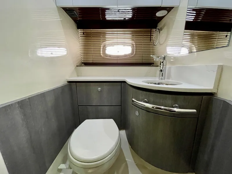 Slide: The Image of Sea Ray 470 Sundancer 2009 - 52