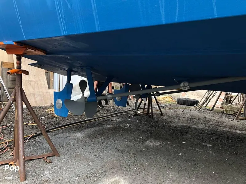 Slide: The Image of 1978 Trojan F-36 for sale in Bridgeport, CT - 24