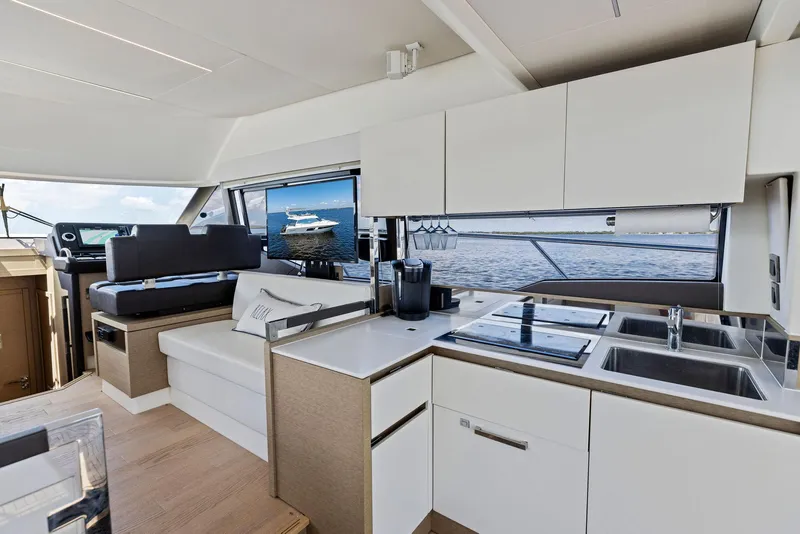 Slide: The Image of Prestige 460 2018 - 73