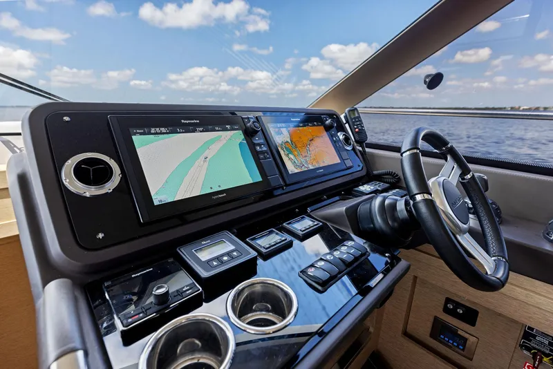 Slide: The Image of Prestige 460 2018 - 77
