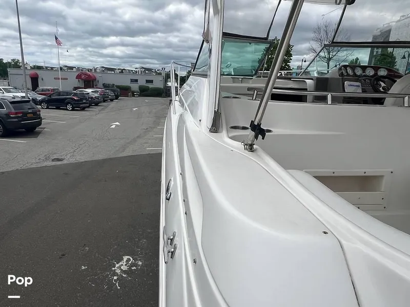 Slide: The Image of 2006 Rinker 320 EC for sale in Stamford, CT - 10