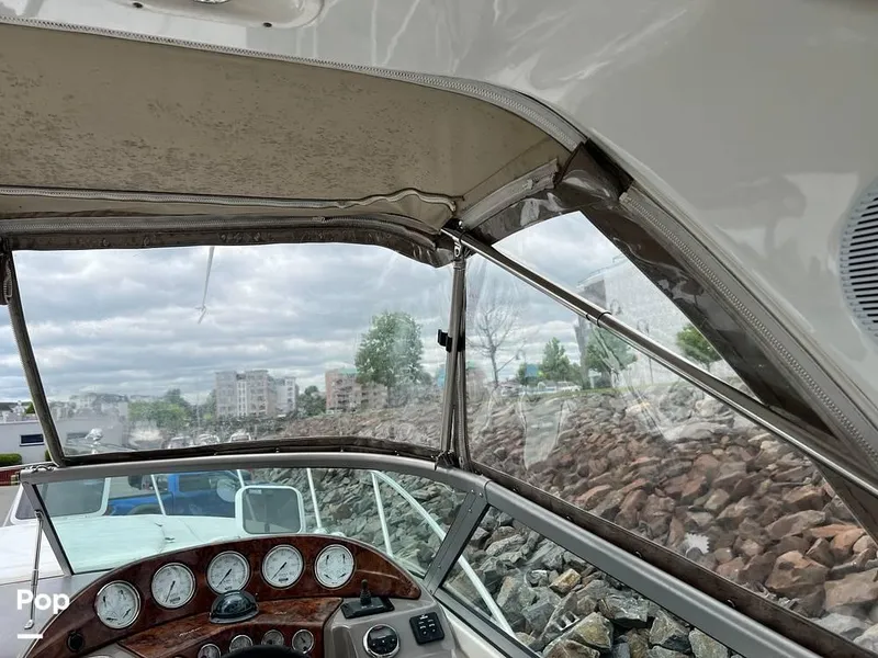 Slide: The Image of 2006 Rinker 320 EC for sale in Stamford, CT - 20