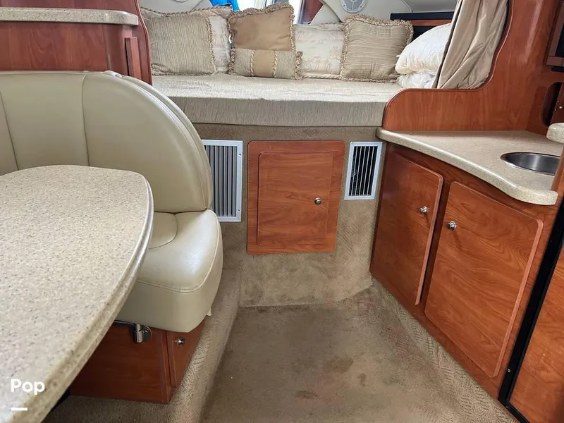 Slide: The Image of 2006 Rinker 320 EC for sale in Stamford, CT - 39