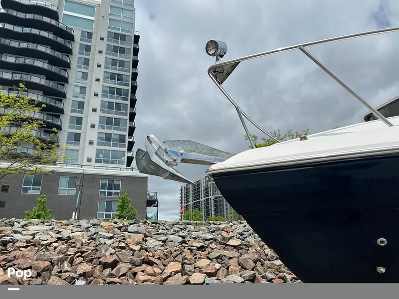 Slide: The Image of 2006 Rinker 320 EC for sale in Stamford, CT - 4