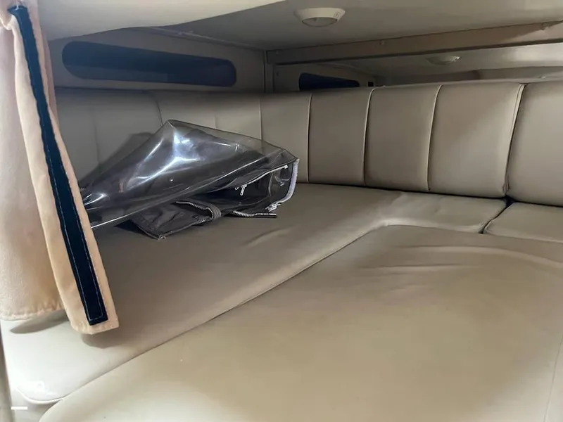 Slide: The Image of 2006 Rinker 320 EC for sale in Stamford, CT - 43