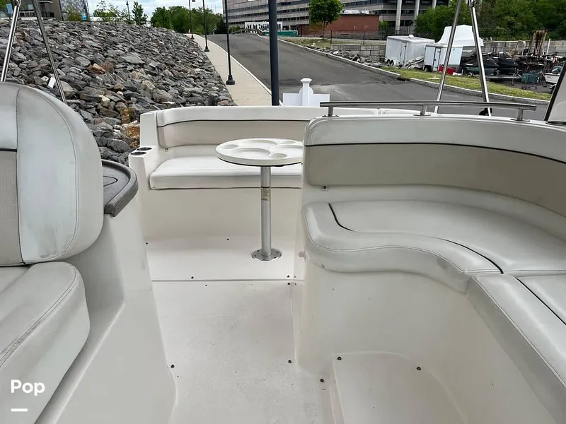 Slide: The Image of 2006 Rinker 320 EC for sale in Stamford, CT - 48