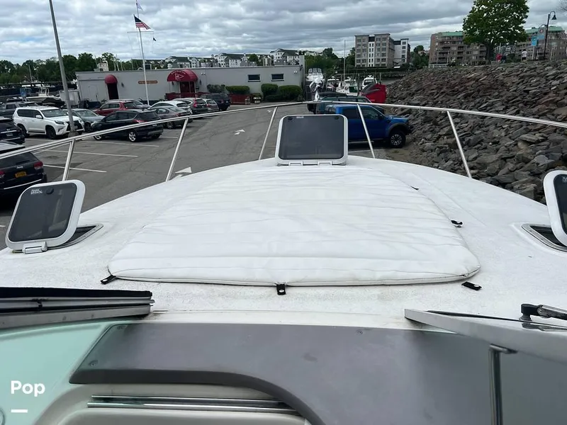 Slide: The Image of 2006 Rinker 320 EC for sale in Stamford, CT - 51