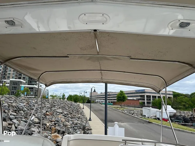 Slide: The Image of 2006 Rinker 320 EC for sale in Stamford, CT - 54