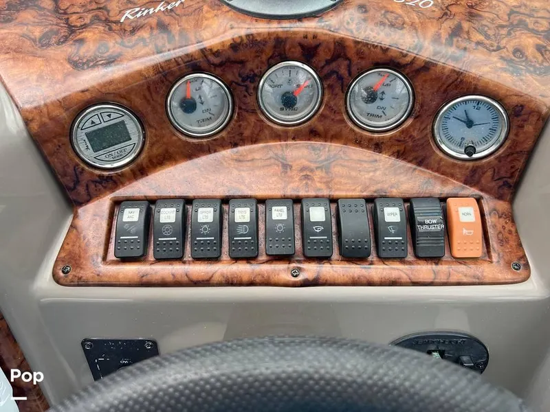 Slide: The Image of 2006 Rinker 320 EC for sale in Stamford, CT - 59