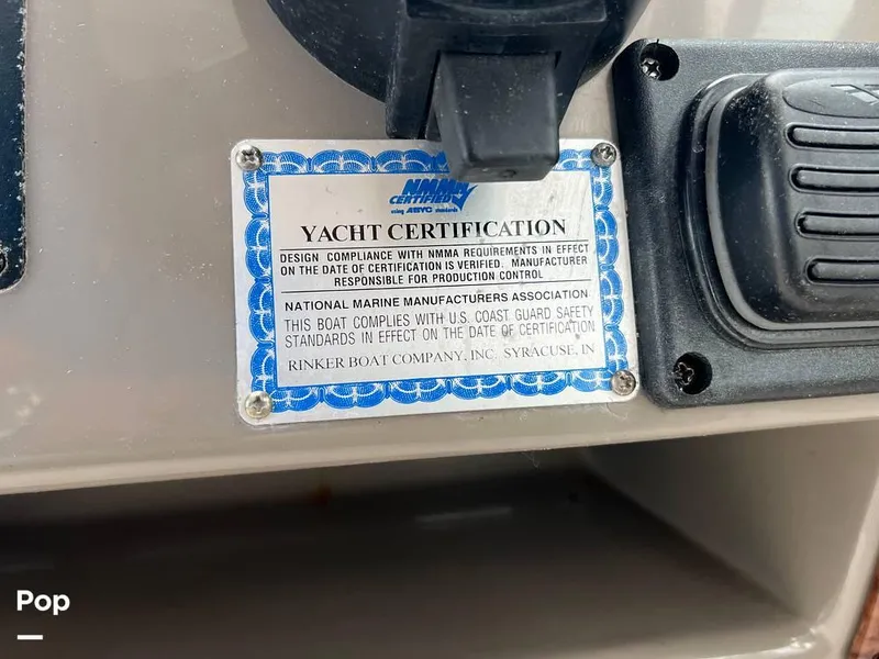 Slide: The Image of 2006 Rinker 320 EC for sale in Stamford, CT - 60