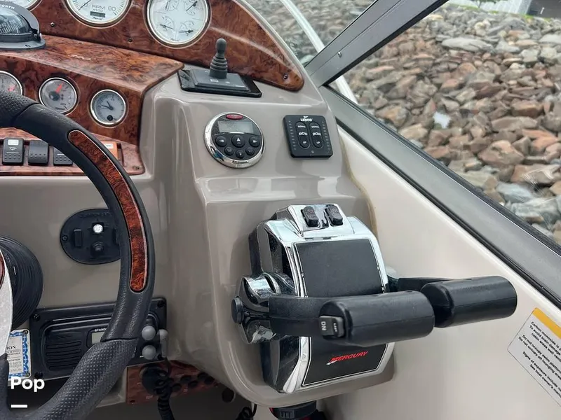 Slide: The Image of 2006 Rinker 320 EC for sale in Stamford, CT - 64