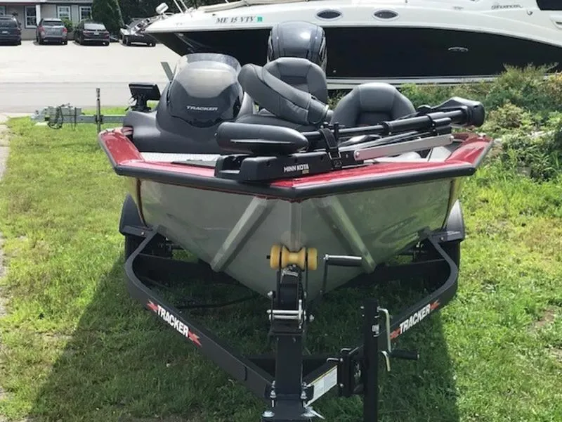 Slide: The Image of Tracker PT 175 TXW 2024 - 3