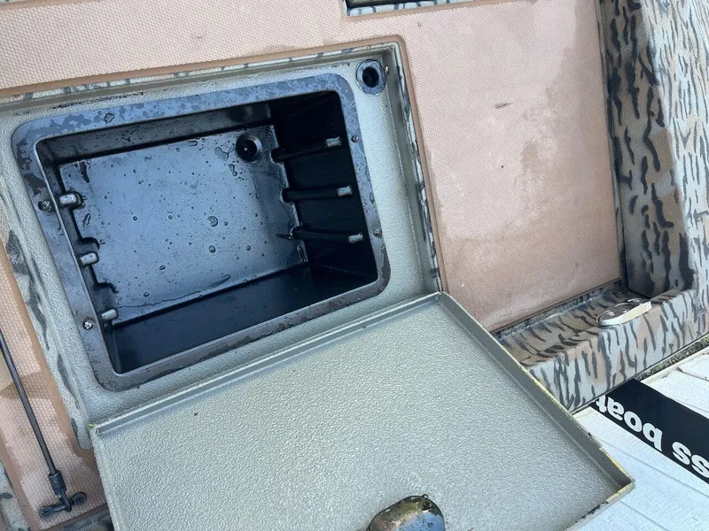 Slide: The Image of Xpress HyperLift series H17 2024 - 60