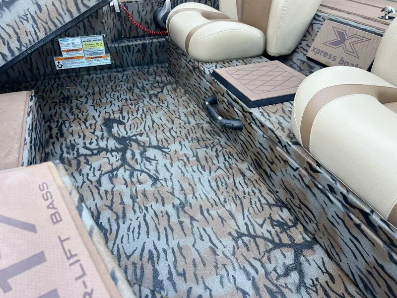 Slide: The Image of Xpress HyperLift series H17 2024 - 67