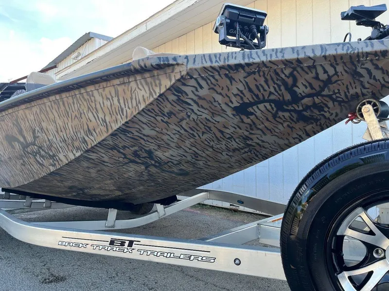 Slide: The Image of Xpress HyperLift series H17 2024 - 71