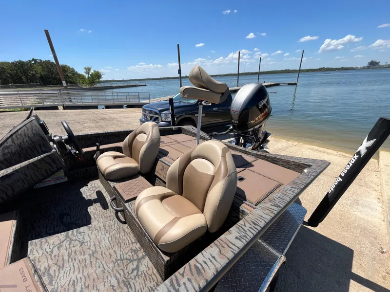 Slide: The Image of Xpress HyperLift series H17 2024 - 85