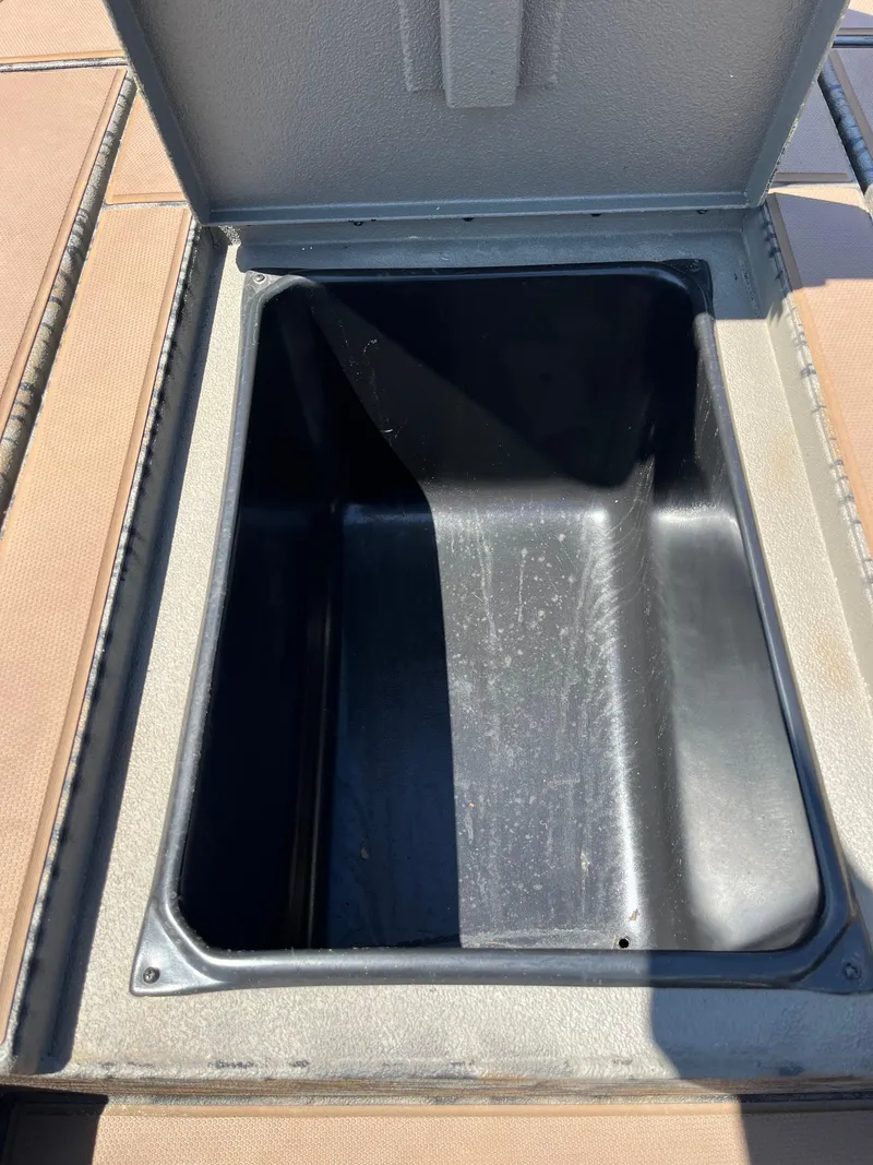 Slide: The Image of Xpress HyperLift series H17 2024 - 98