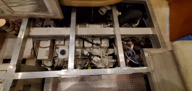 Slide: The Image of Carver 444 Cockpit Motor Yacht 2001 - 76
