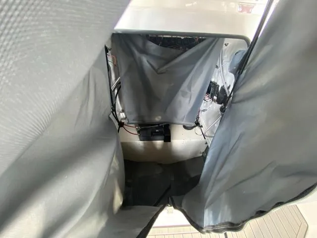 Slide: The Image of Yamaha 222 FSH Sport E 2024 - 18