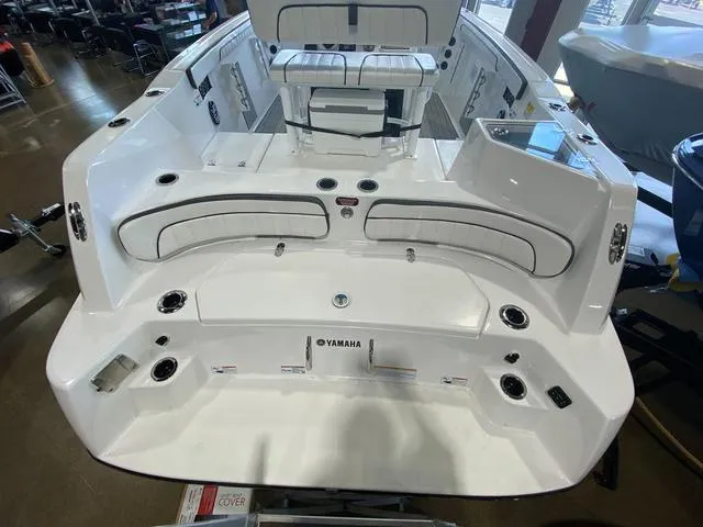 Slide: The Image of Yamaha 222 FSH Sport E 2024 - 3