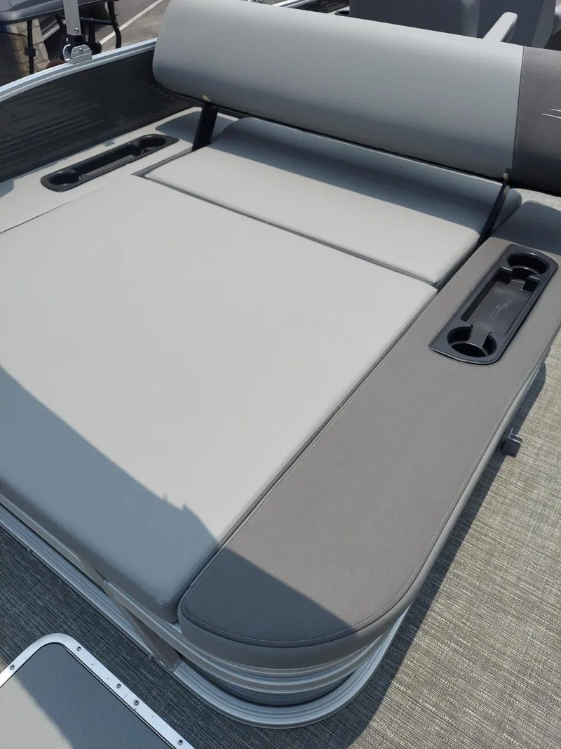 Slide: The Image of Bennington 22SV 2024 - 6