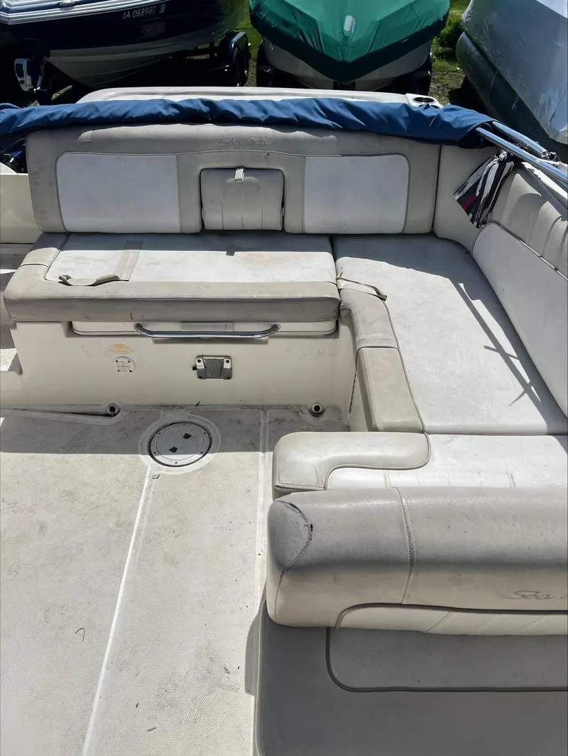 Slide: The Image of Sea Ray 240 Sundeck 2013 - 16