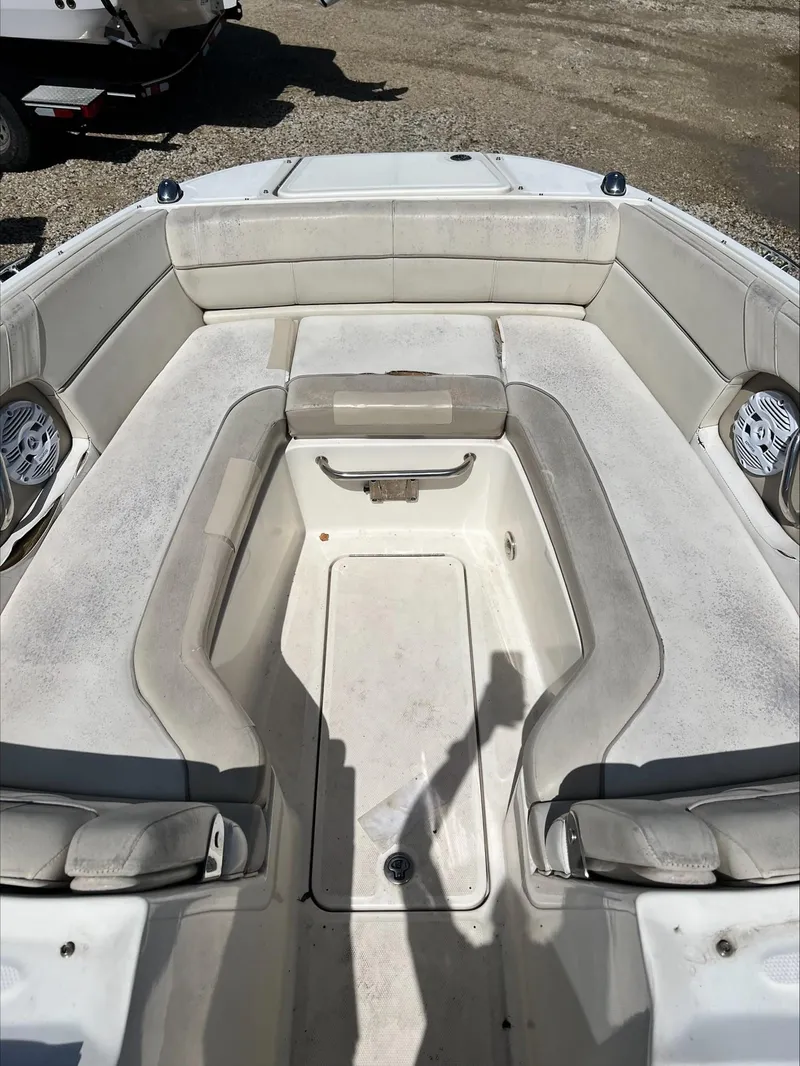 Slide: The Image of Sea Ray 240 Sundeck 2013 - 4