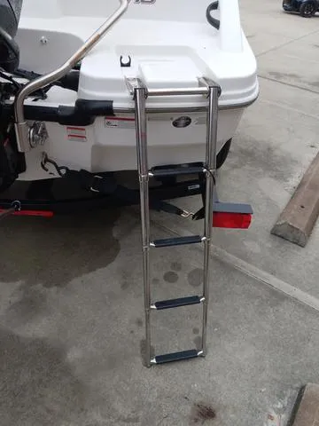 Slide: The Image of Tahoe TAHOE T18 W/115 HP 2024 - 21