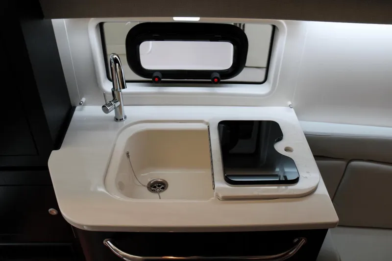 Slide: The Image of Boston Whaler 380 Realm 2025 - 52