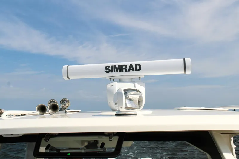 Slide: The Image of Boston Whaler 380 Realm 2025 - 68