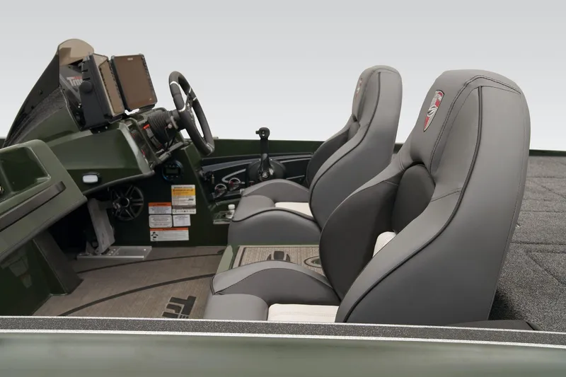 Slide: The Image of Triton 20XP Patriot 2024 - 63